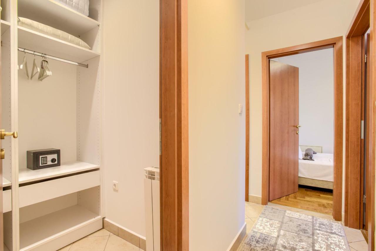 Apartment San Rocco Center Пула Екстериор снимка