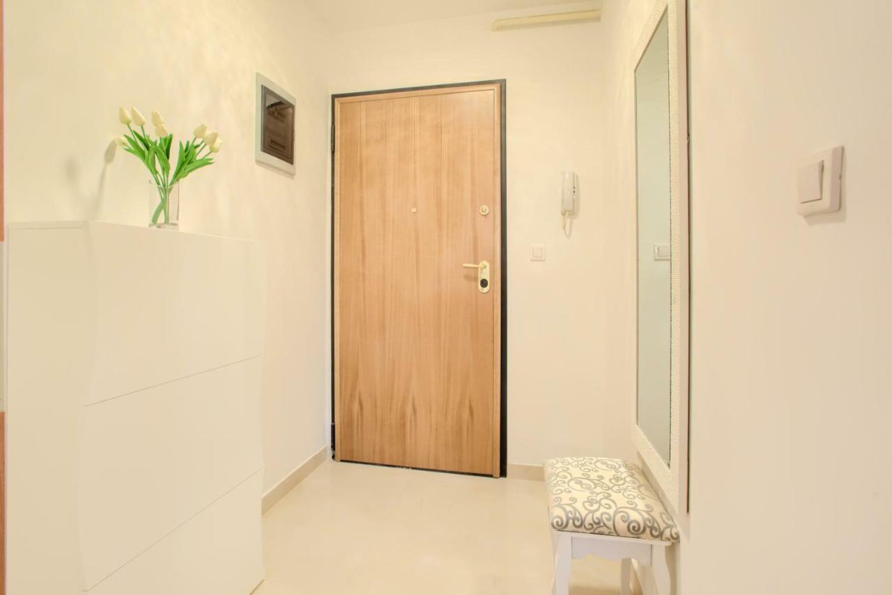 Apartment San Rocco Center Пула Екстериор снимка
